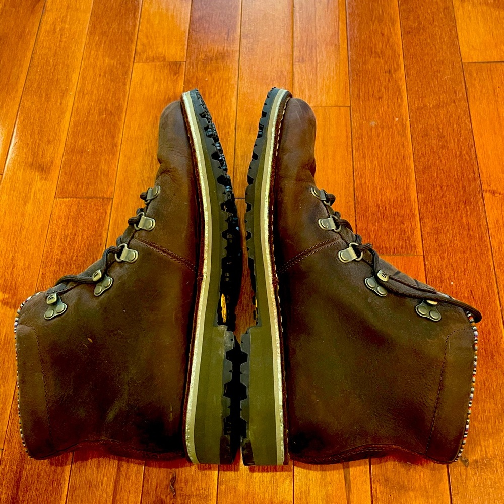 Women’s Merrill Leather boots Size 10
